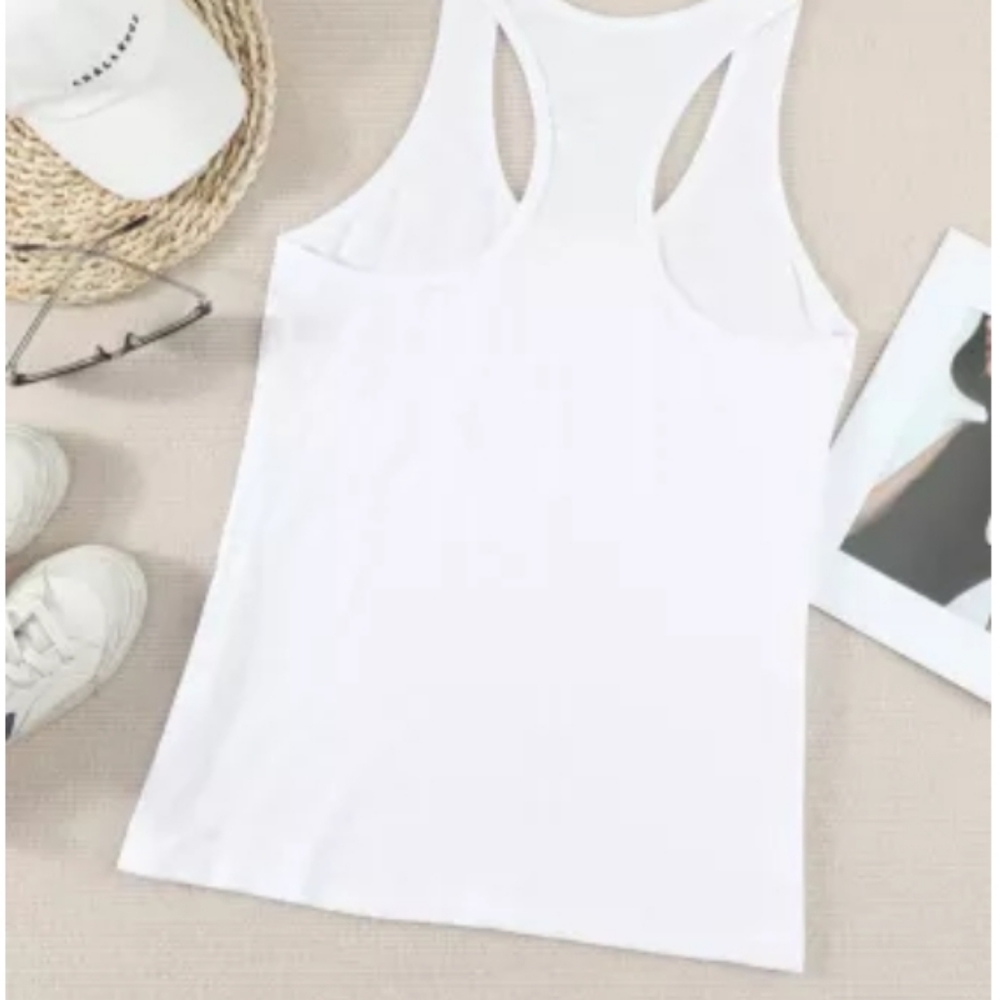 New boutique basic tank White 2x  available - Picture 6 of 16